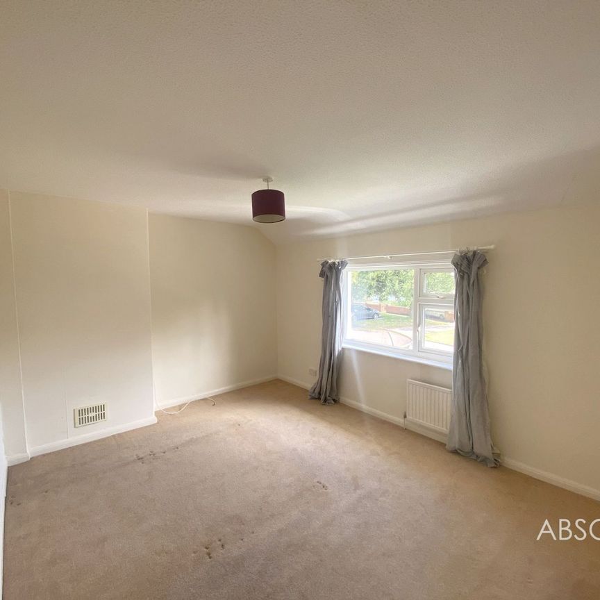 3 bed semi-detached house to rent in Dorchester Grove, Torquay, TQ2 - Photo 1