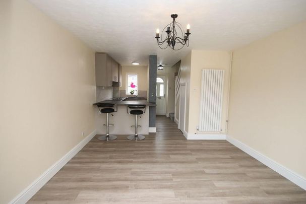 1 bedroom end of terrace house to rent - Photo 1