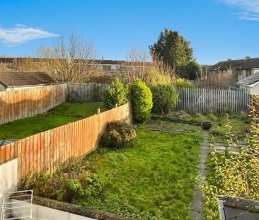 19 Warren Gardens, Lisburn, BT28 1EA - Photo 2