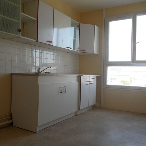 Location Appartement 3 pièces 64m² BOURGES 18000 - Photo 1