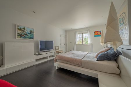 VILLA - 8 pièce(s) - 350 m2 - Photo 5