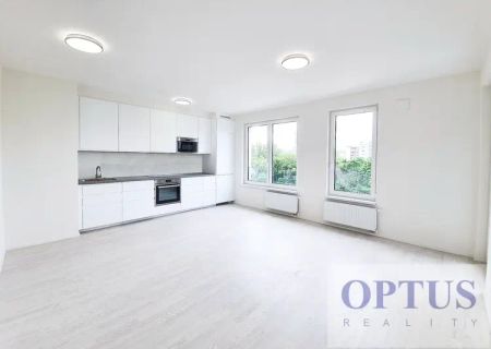 P9 Hloubětín, ul. Waltariho, nový slunný byt 3 + k.k., balkon, 77 m - Photo 3