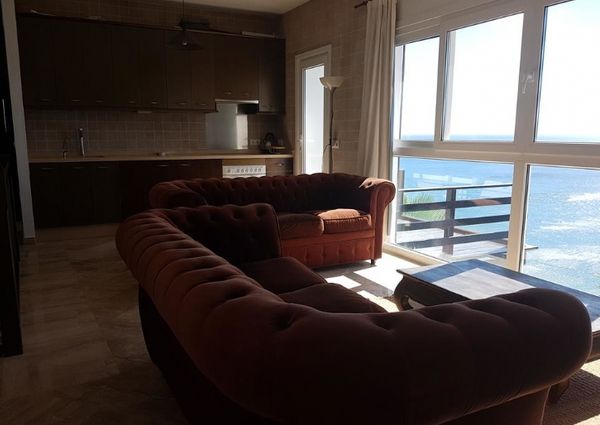 4 Bedroom Villa For Rent in Manilva