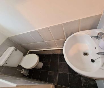 Parkside Apartments, Lloyd Street South, England, M14 - Photo 3