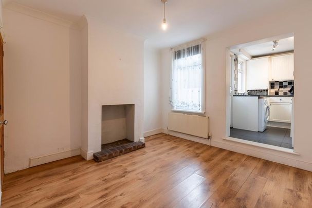 2 bedroom terraced house to rent - Photo 1