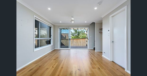 Modern family living in prime Rouse Hill location - Photo 1
