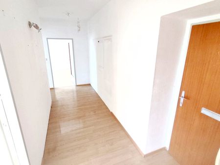 Gut geschnittene Zweizimmer-Wohnung mit Balkon und möglicher Garagenplatz - Zentrale, ruhige Lage - Foto 5