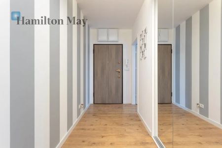 3 pokojowe mieszkanie w nowym budownictwie z małym ogródkiem i miejscem parkingowym w garażu podziemnym w cenie - Zdjęcie 2