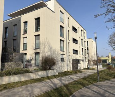 Neuwertig: Schöne 2-Zimmerwohnung mit Balkon im 2. OG - Foto 5