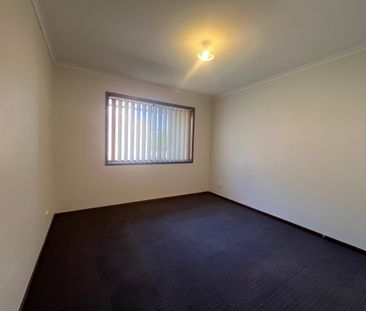 Large Private Townhouse - Photo 4