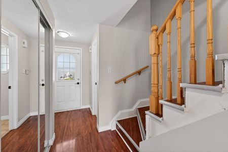 For Lease - 219 Nathan Crescent, Barrie, Ontario - Photo 5