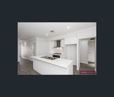 33 Bonvue Road, Harrisdale, WA 6112 - Photo 3