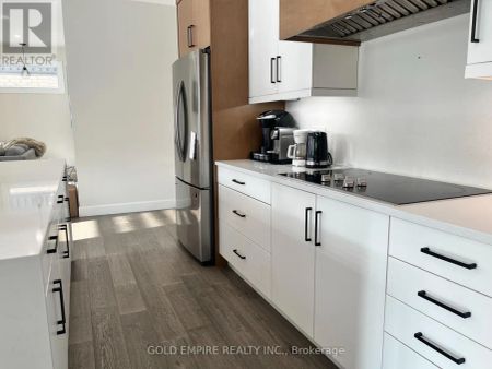 1919 FOUNTAIN GRASS DRIVE S - Photo 5