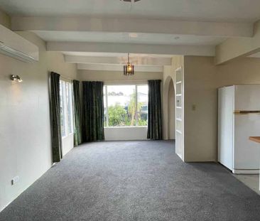 One of a Kind in the Heart of Snells Beach. - Photo 4