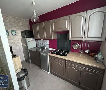 Location Appartement 2 pièces 37m² ST ETIENNE 42100 - Photo 4