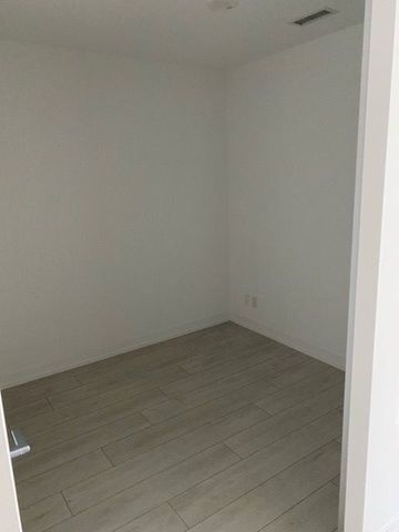 For Lease - 5 Buttermill Avenue Unit# 802, Vaughan, Ontario - Photo 2