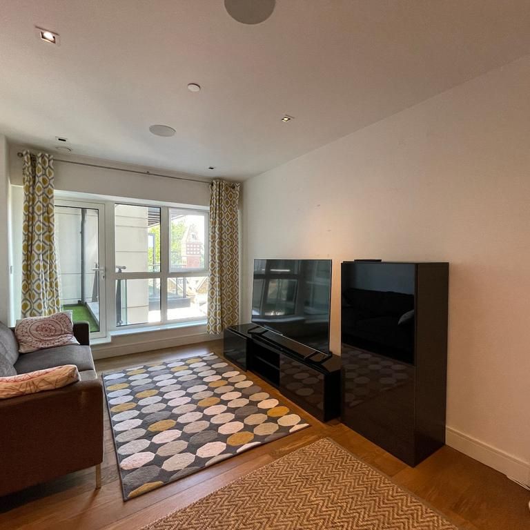 2 bedroom flat to rent - Photo 1