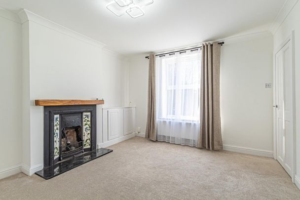 3 bedroom House To Let - Photo 1