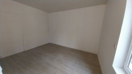 Location Appartement 3 pièces 40m² MAINTENON 28130 - Photo 2