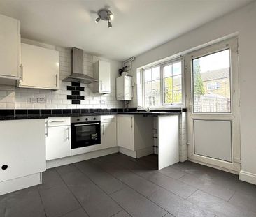 2 bedroom house to rent - Photo 2