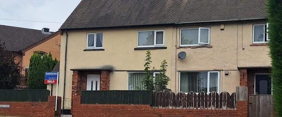 3 bedroom semi-detached house to rent - Photo 1