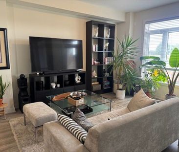 For Lease - 590 North Service Road Unit# 64, Hamilton, Ontario - Photo 5