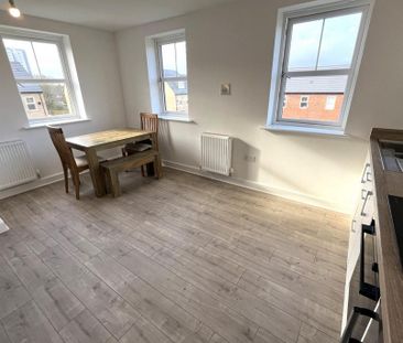 2 bedroom semi-detached house to rent - Photo 3