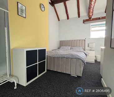 1 bedroom in a house share to rent - Photo 4