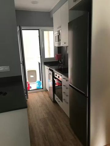 Carrer de Francisco Giner, Barcelona, Catalonia 08012 - Photo 5