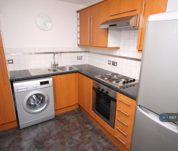 Studio to rent - Photo 4