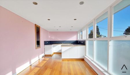 Charming Brick Family Home - Photo 5