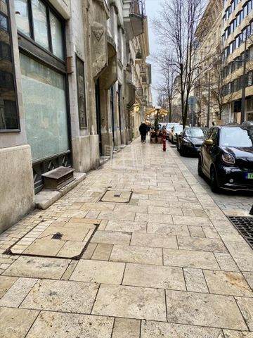 Kiadó jó állapotú lakás - Budapest V. kerület - Photo 2