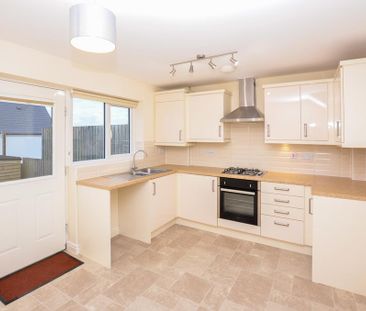 2 bedroom terraced house to rent - Photo 5