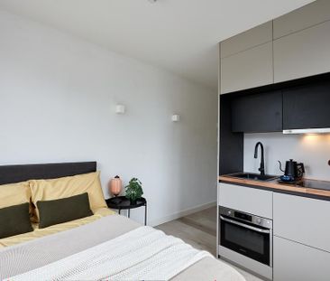Studio to rent - Photo 1