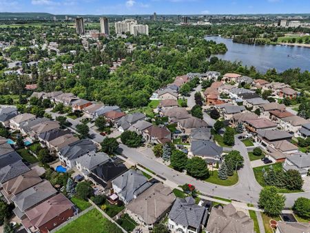 For Lease - 523 Kochar Drive, Mooneys Bay - Carleton Heights and Area, Ontario - Photo 4