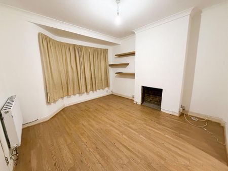 3 bedroom terraced house to rent - Photo 4