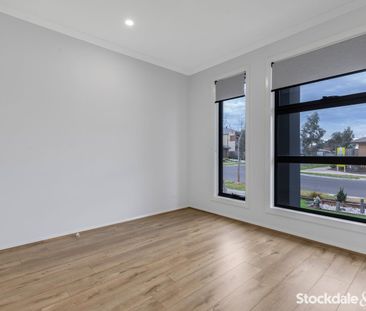 14 Isla Street, Tarneit, Vic 3029 - Photo 6