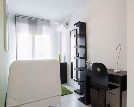 Largo Cavalieri di Malta, Milan, Lombardy 20146 - Photo 4