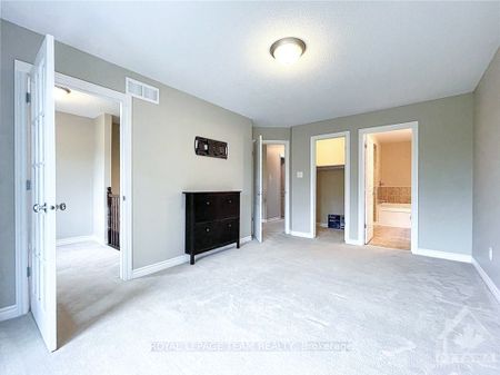 For Lease - 1070 Ottenbrite Crescent, Kanata, Ontario - Photo 5