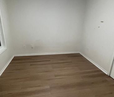 For Lease - 33 Fenflower ( Upper) Court, Brampton, Ontario - Photo 5