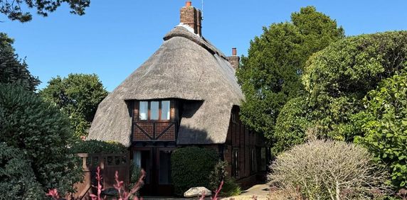 3 bedroom detached house to rent - Photo 2