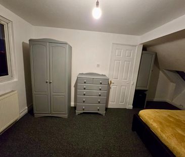 Cowbridge Road, Harrow - Photo 1