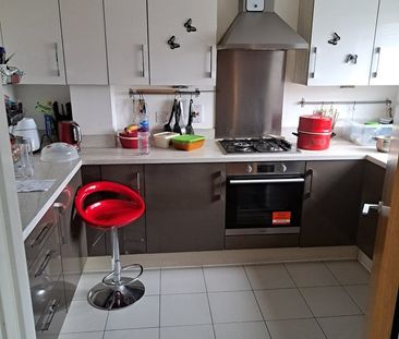 3 Bed Semi-Detached House, Challney Gardens, LU4 - Photo 6