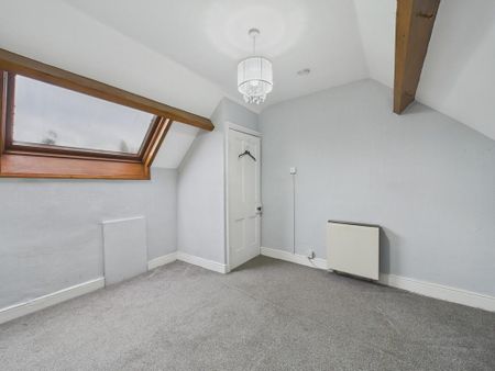 2 bedroom end of terrace house to rent - Photo 4