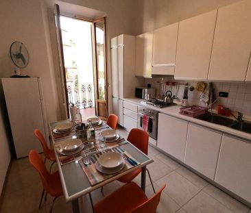 Via 9 Febbraio, Florence, Tuscany 50129 - Photo 5