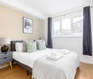 1 Bed Flat, Goodwin Close, SE16 - Photo 5