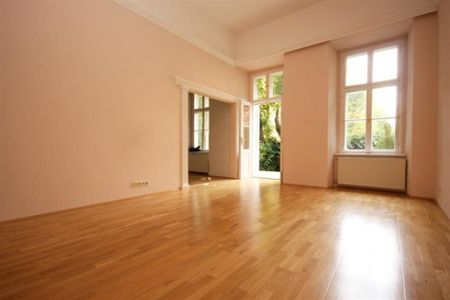 BADEN, BESTLAGE im ZENTRUM ! Altbau-Palais: ehemalige Miet - WOHNUNG auch sehr gut als Büro/Kanzlei nutzbar: mit kleinen eigenem Garten - GRÜN und RUHIG - Photo 4