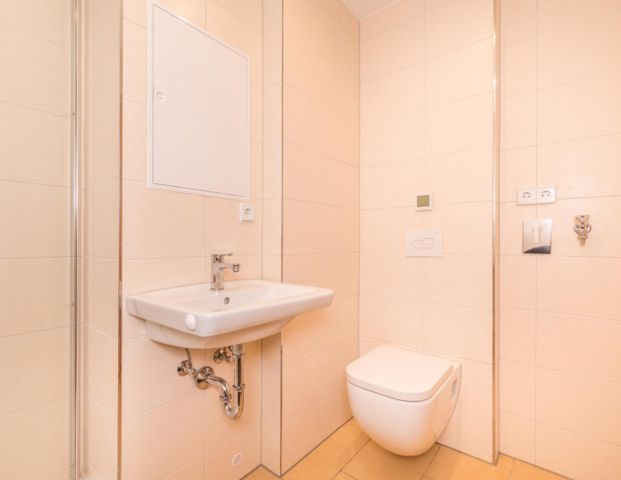 Balkon / Aufzug / Tolles Bad - Foto 1