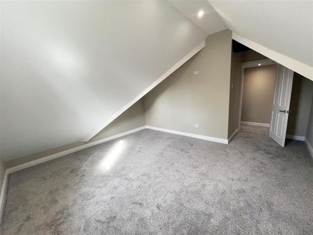 4 bedroom detached house to rent - Photo 5