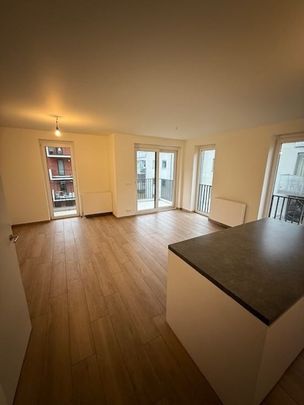 Appartement te huur - Photo 1